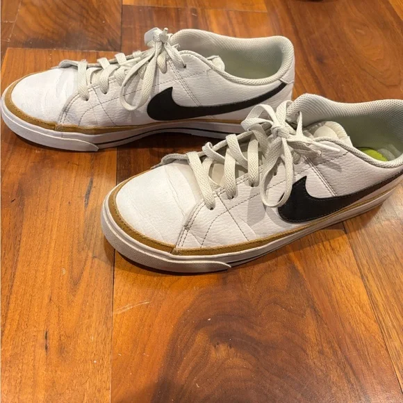 Nike low dunks wms- size 10 - Picture 2 of 5